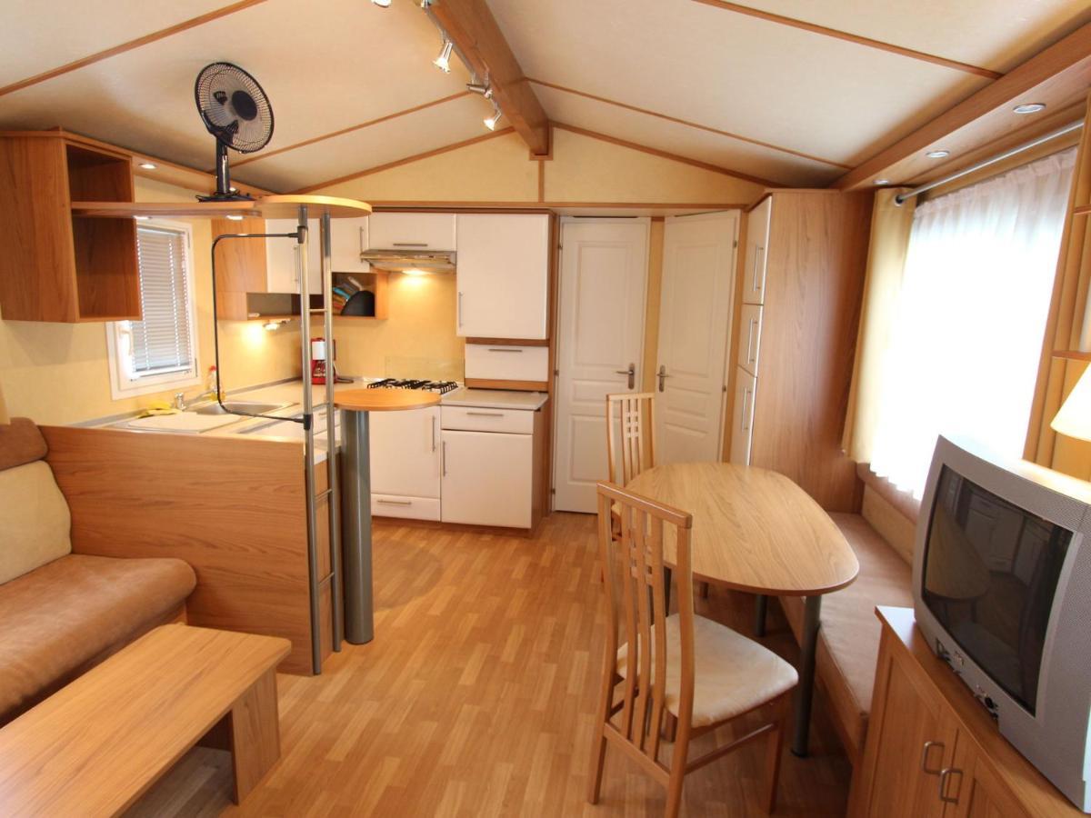 Mobile Home Near Lake Klopeiner See Sankt Kanzian am Klopeiner See Exterior photo
